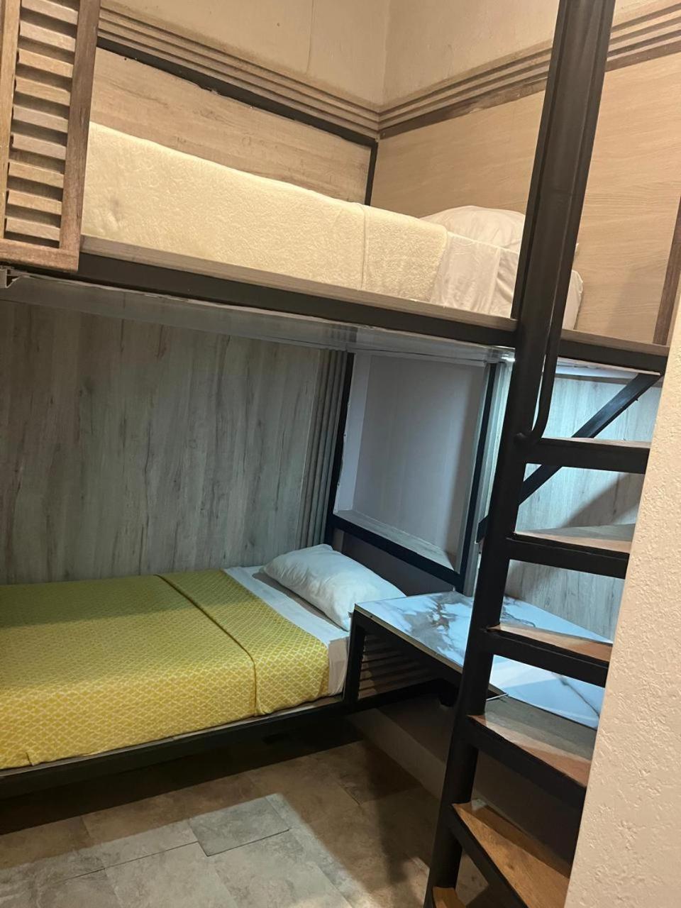 Hostel La Antigua Capsula Cartagena